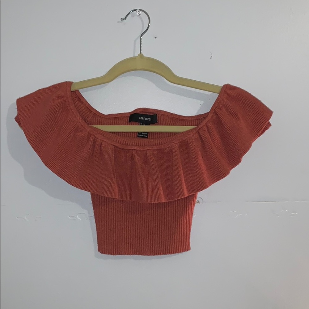 Over the shoulder cropped shirt
